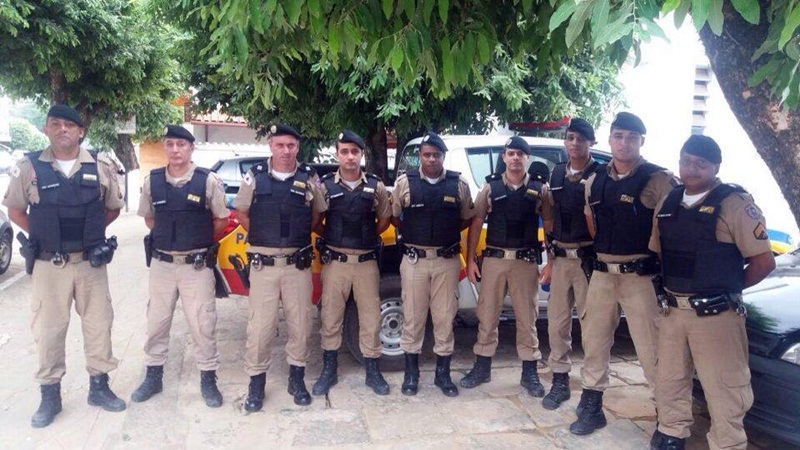 POLICIA-MILITAR-DE-RECREIO-APREENSAO-DE-DROGA-01-03