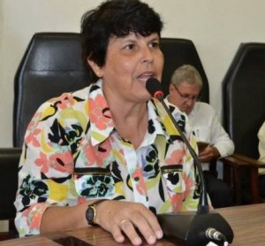 SECRETARIA-LUCIA-GAMA-431x400