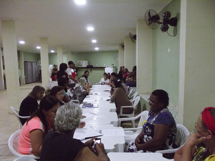 Reunião dos artesãos.