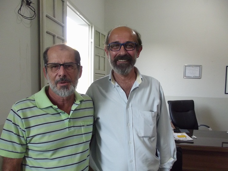 Técnico da EMATER e o prefeito de Recreio.