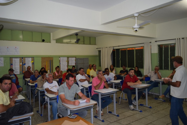 Encontro promovido pela EMATER.