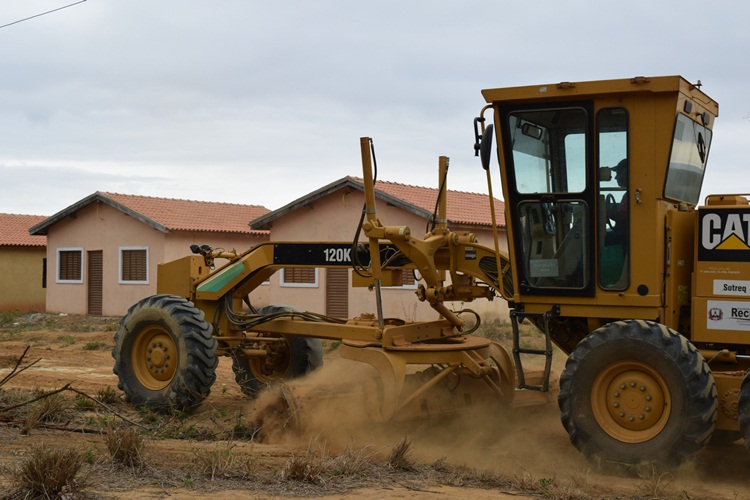 Patrolamento da estrada do Conjunto Habitacional.