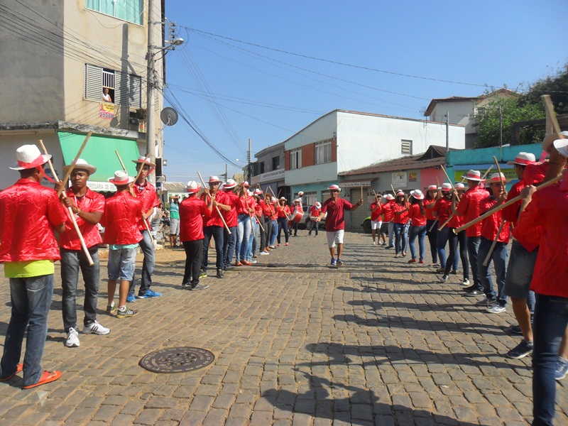Mineiro Pau em apresentação. Foto: Ano 2016.